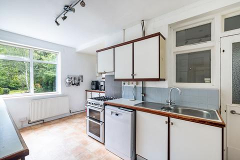 80 Woodcote Grove Road, Coulsdon, CR5 2AD