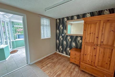 2 bedroom semi-detached bungalow for sale, Yates Way, Ketley Bank