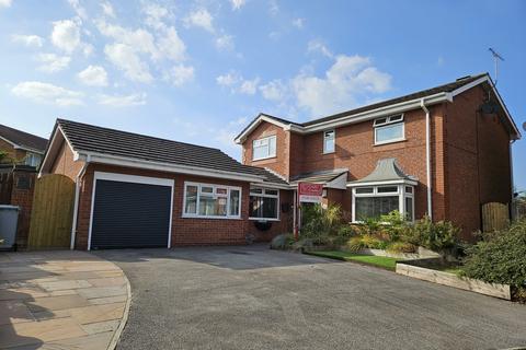 4 bedroom detached house for sale, Mills Way, Leighton