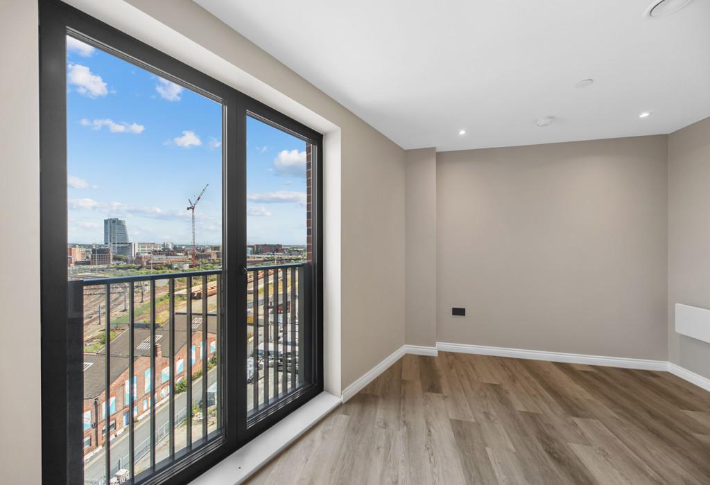 Whitehall Road, Leeds, West Yorkshire 2 bed apartment for sale £300,000