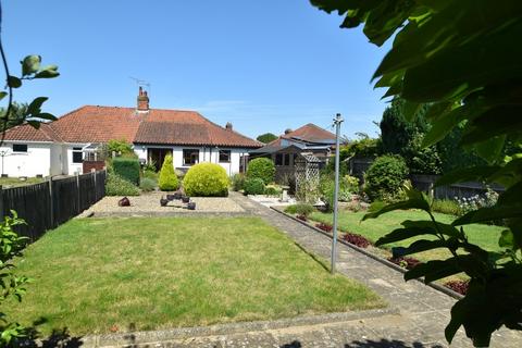 3 bedroom semi-detached bungalow for sale, Hastings Avenue, Norwich NR6