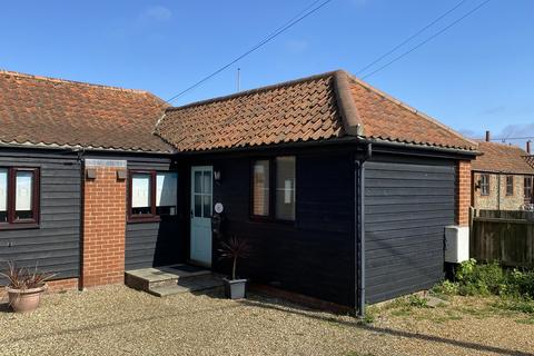 1 bedroom semi-detached bungalow for sale, Coast Road, Norwich NR12