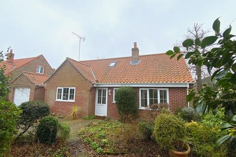 4 bedroom chalet for sale, Bacton Road, North Walsham NR28