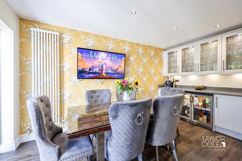 31 Godolphin, Tamworth, B79 7UF