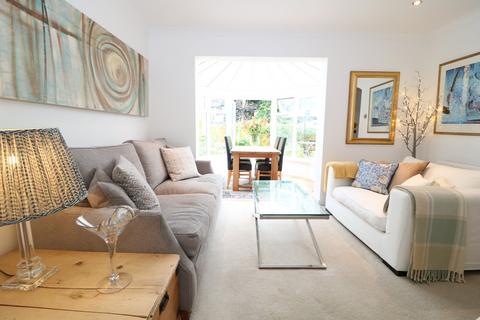 1 bedroom semi-detached house to rent, Nursery Close, Capel