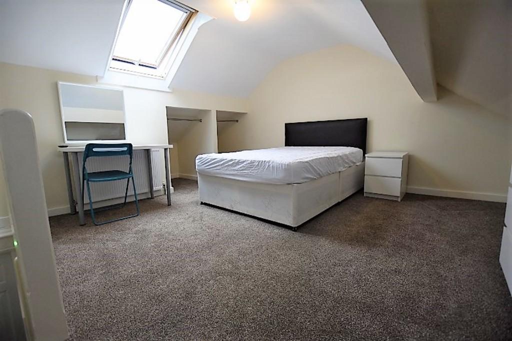 West Lorne Street, Chester CH1 5 bed house share to rent £433 pcm (£