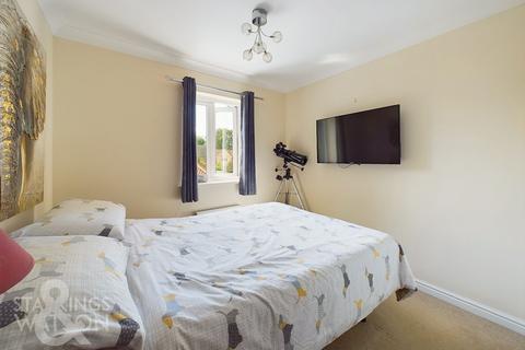 3 bedroom terraced house for sale, Bartrums Mews, Diss