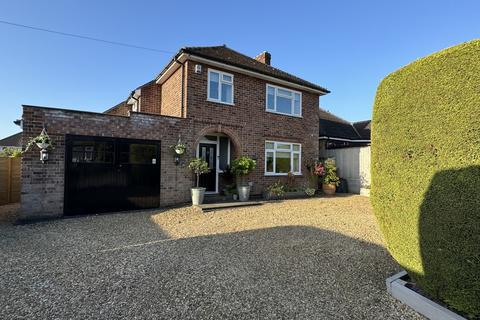 3 bedroom detached house for sale, Palmerston Road, Melton Mowbray