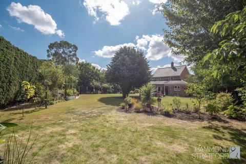 4 bedroom detached house for sale, Upton Close, Norwich