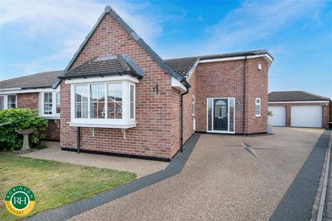 3 bedroom semi-detached bungalow for sale, Ravenfield Road, Armthorpe, Doncaster