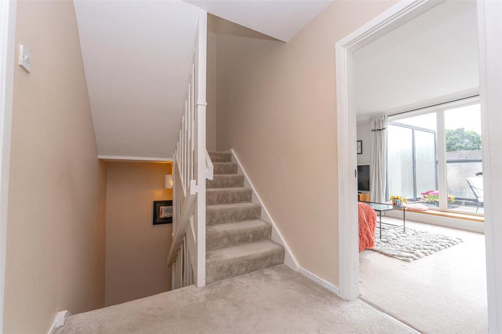 1st Floor Landing