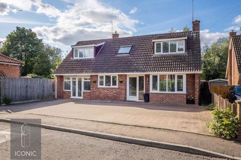 3 bedroom detached house for sale, The Street, Old Costessey, Norwich