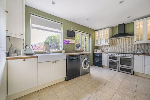 29 Albemarle Road, East Barnet, Barnet, EN4 8EQ