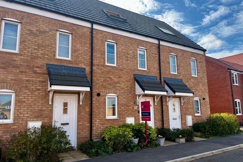 3 bedroom townhouse for sale, Double Road, Thurston