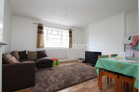 2 bedroom apartment to rent, Ben Jonson Road, Stepney E1