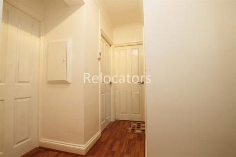 2 bedroom apartment to rent, Ben Jonson Road, Stepney E1