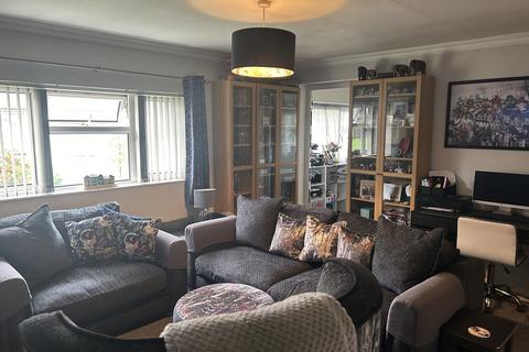 77a Mendip Road, Portishead, Bristol, BS20 6DF