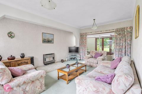 3 bedroom detached bungalow for sale, Highlands Road, Rochdale OL11