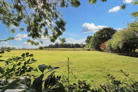 47 West End, Sherborne St John, Basingstoke, RG24 9LE