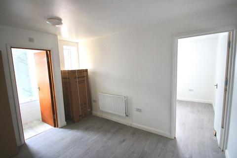 1 bedroom flat to rent, PARK AVENUE, LONDON, NW10 7HU