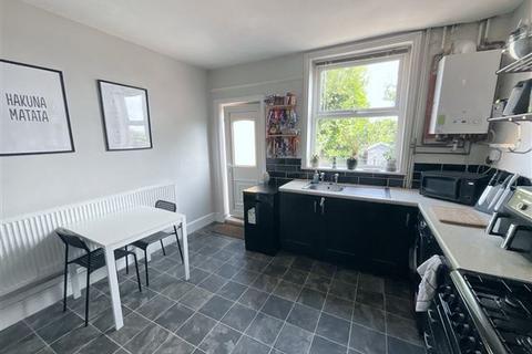 72 Balmoral Road, Sheffield, S13 7QG