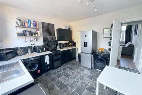72 Balmoral Road, Sheffield, S13 7QG