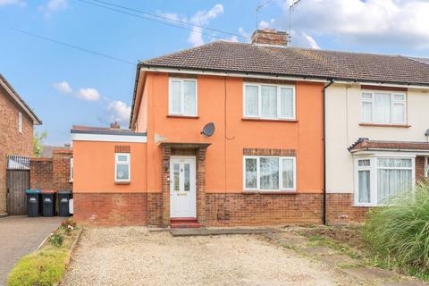 4 bedroom end of terrace house for sale, Pinewood Drive, Bletchley, Milton Keynes