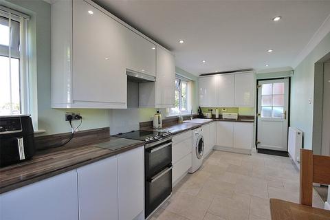 4 bedroom detached house for sale, Chantry Road, Kempston, Bedford, Bedfordshire, MK42