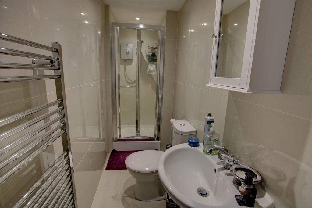 Ensuite