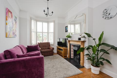 4 bedroom terraced house for sale, Garfield Road, London SW19