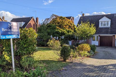 3 bedroom detached house for sale, Village Street, Evesham WR11