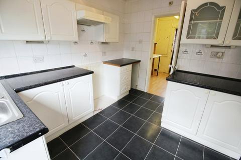 3 bedroom terraced house for sale, Tithe Barn Lane, South Yorkshire S13