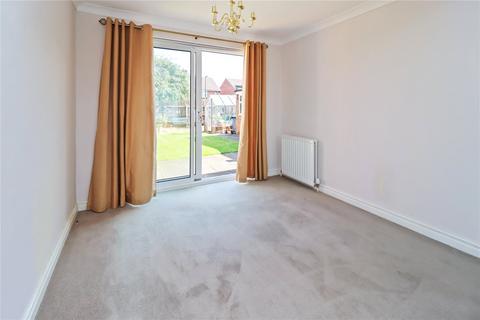 3 bedroom semi-detached house for sale, Sevenoaks Drive, Tyne and Wear SR4