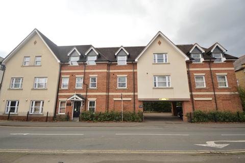 2 bedroom apartment to rent, ADDLESTONE