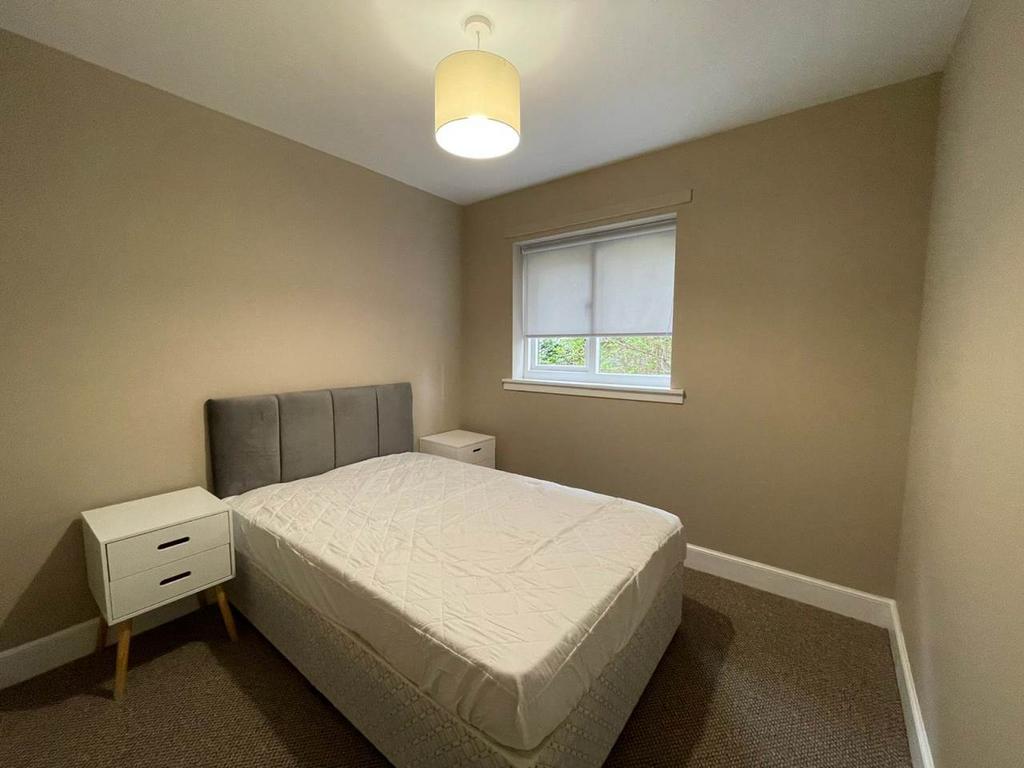 34 A bedroom 1