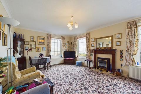 2 bedroom apartment for sale, Flat 15, 19 Royal Crescent, Whitby