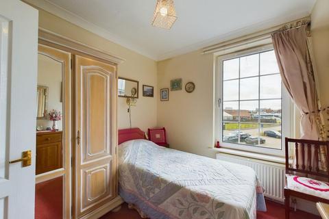 2 bedroom apartment for sale, Flat 15, 19 Royal Crescent, Whitby