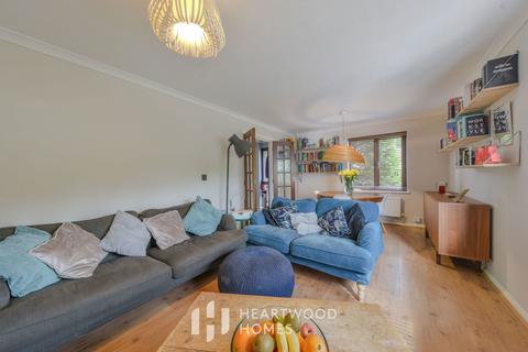 1 Old Orchard, Park Street, St Albans, AL2 2QB