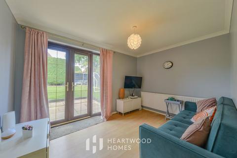 1 Old Orchard, Park Street, St Albans, AL2 2QB