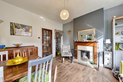 3 bedroom terraced house for sale, Willow Road, Carlton, Nottingham