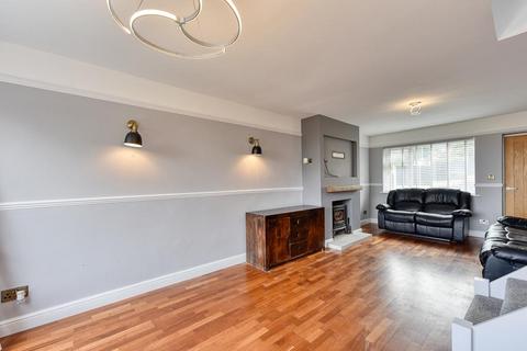 3 Belper Crescent, Carlton, Nottingham, NG4 3RQ