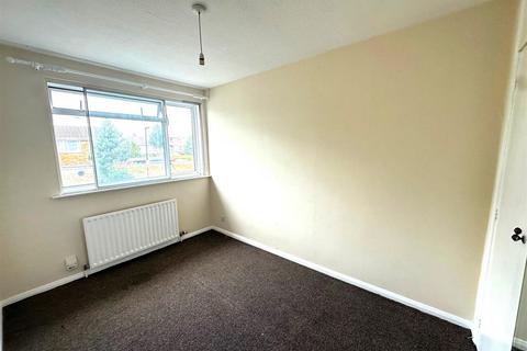 20 Chichester Way, Feltham, TW14 0DF