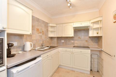 1 bedroom flat for sale, Horndean Road, Emsworth, Hampshire