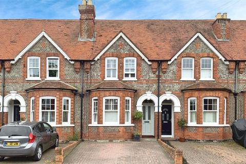 60 Reading Road, Pangbourne, Reading, RG8 7JF