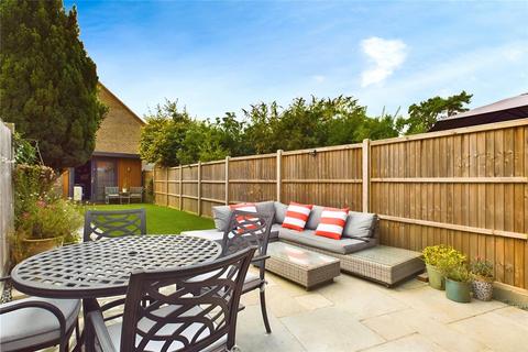 60 Reading Road, Pangbourne, Reading, RG8 7JF