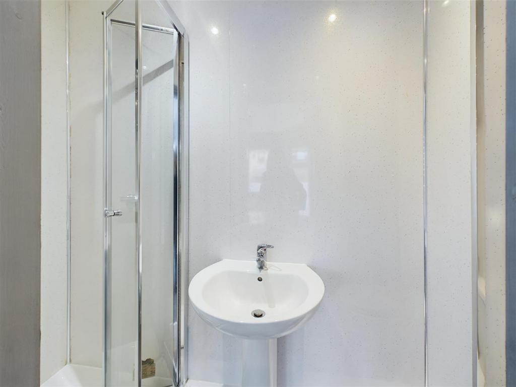 En Suite Shower Room