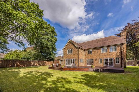 5 bedroom detached house for sale, West Broyle Drive, Chichester PO19