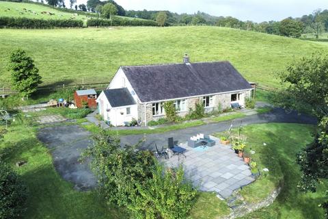 3 bedroom detached bungalow for sale, Silian, Lampeter