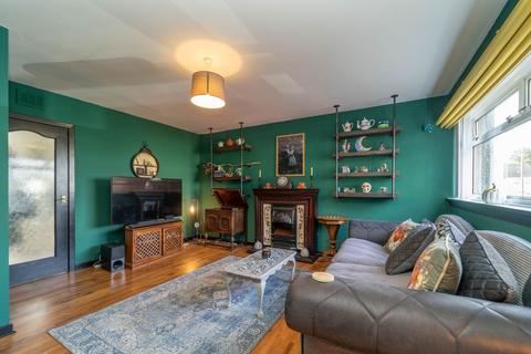 2 bedroom house for sale, Avon Drive, Linlithgow EH49