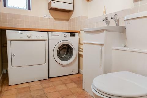 2 bedroom terraced house for sale, Lineacre Close, Swindon SN5